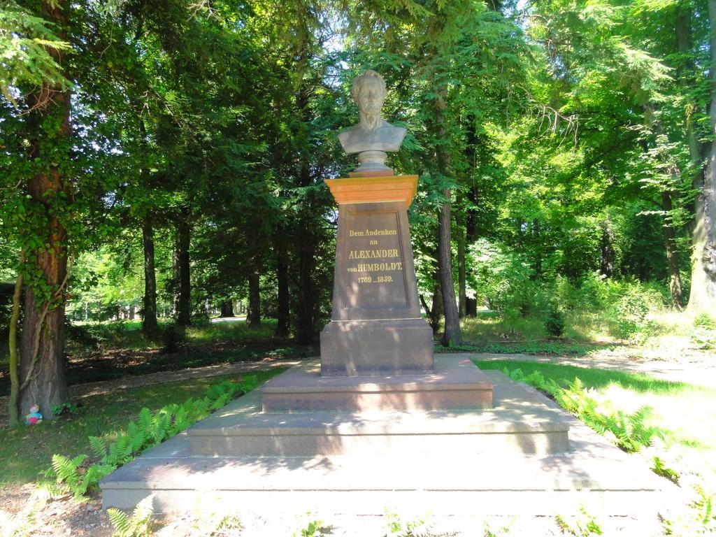 Ferienwohnungen Am Stadtpark Goerlitz Номер фото